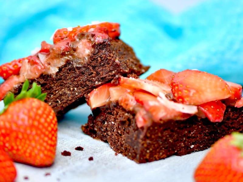 Erdbeer-Brownies mit Wow-Effekt